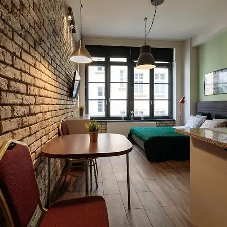 Apartmán Close-golden - Cozy Studio - Main Rail Station&k24 *